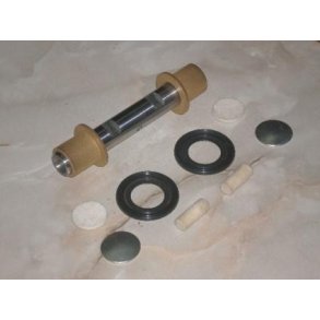 Svingarmsbolt Norton Commando MkIII